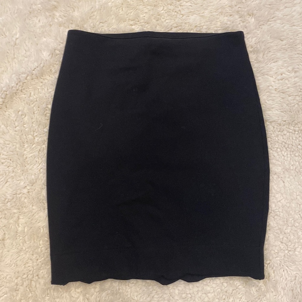 Black Skirt scalloped trim - XS